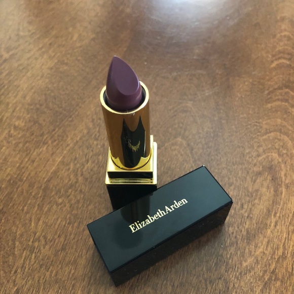 Elizabeth Arden Other - Elizabeth Arden Lipstick